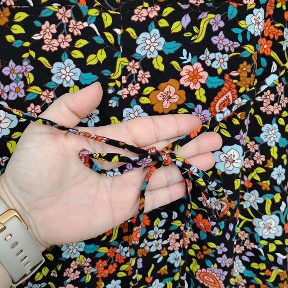 Vylette Floral Sun Dress Size Small V Neck Tie on Back and Side Zipper - Picture 2 of 12